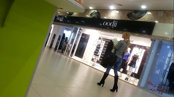 Chick qabow dukaanka weyn.