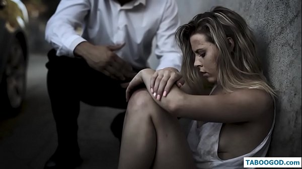 Sheekooyin Kinky: gabar teenage ah guri la'aan